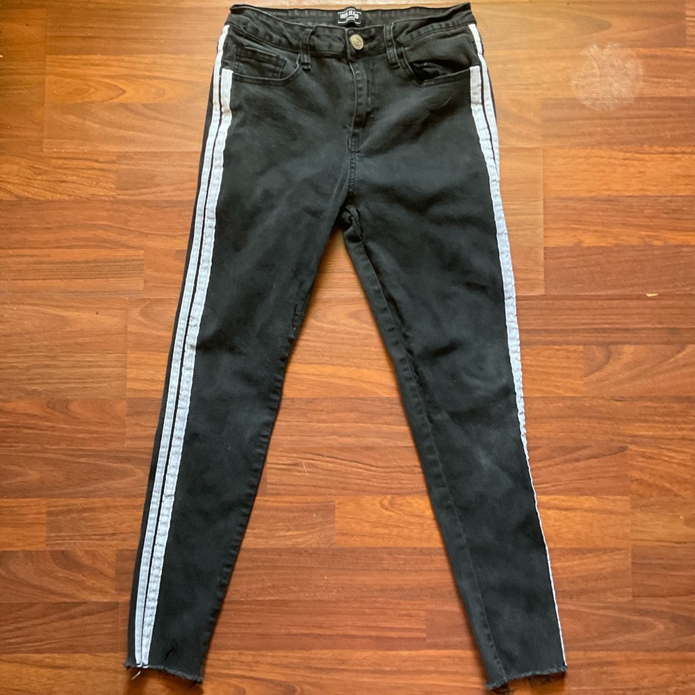 Black Skinny Jeans